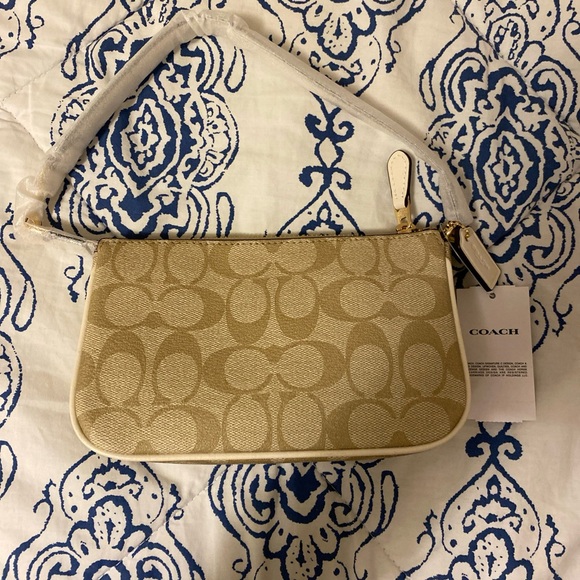 Brand New Coach Nolita Shoulder Bag - Picture 2 of 3